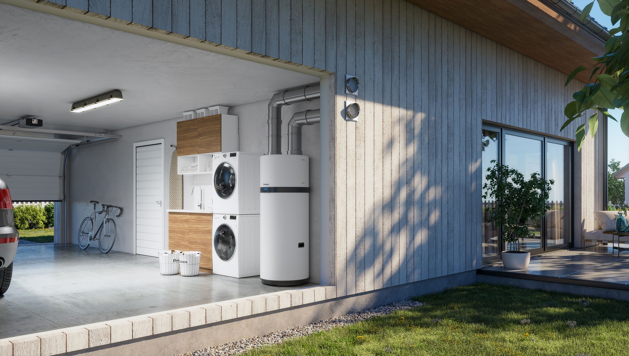 In einer Garage aufgestellter Warmwasserspeicher, der erneuerbare Energien nutzt